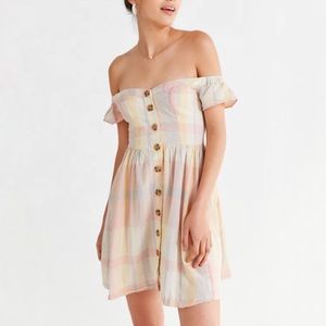 NWT UO Amelie Off-The-Shoulder Checkered Dress L